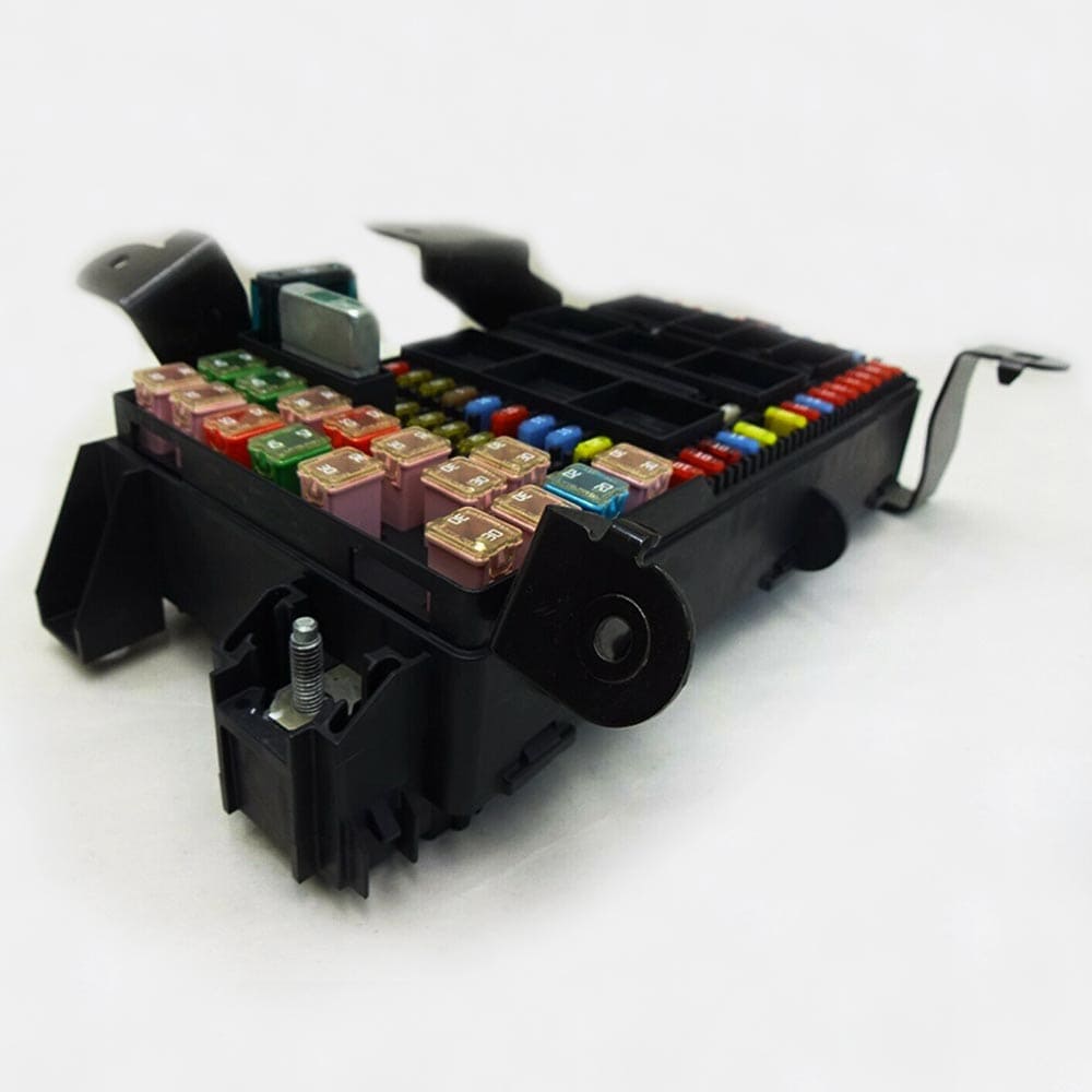 Rebuilt 02-07 Ford F250-F550 Fuse Box - Image 4