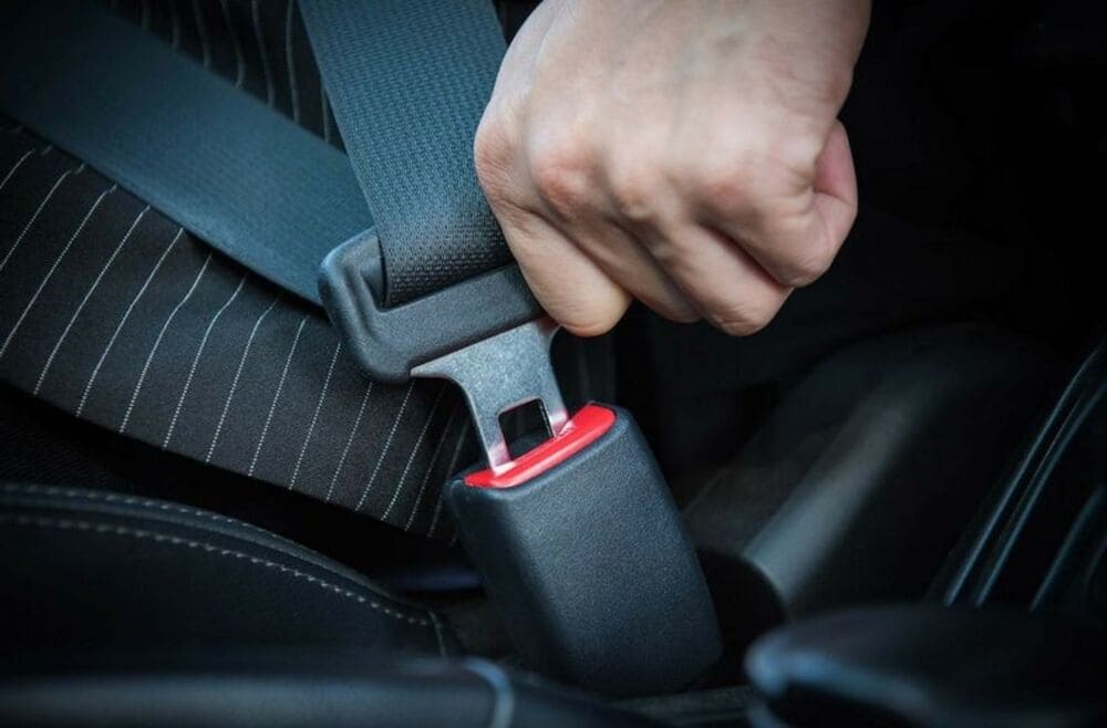 How Your Car’s Seat Belts Work » RebuiltCarParts