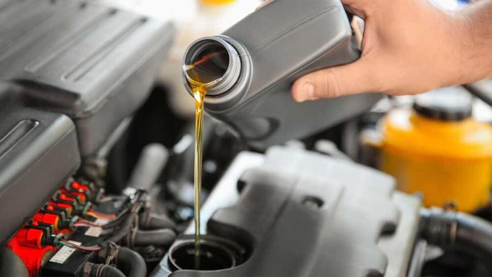 A Beginner’s Guide To The Importance Of Vehicle Maintenance: Engine Oil ...