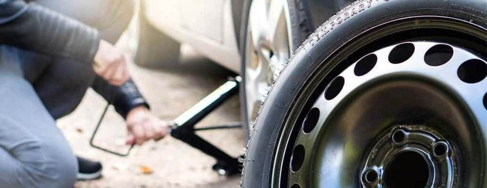 15 Essential Tools For Emergency Car Repairs